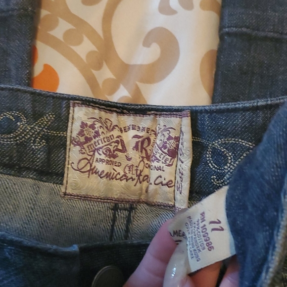 Jeans - Picture 3 of 3